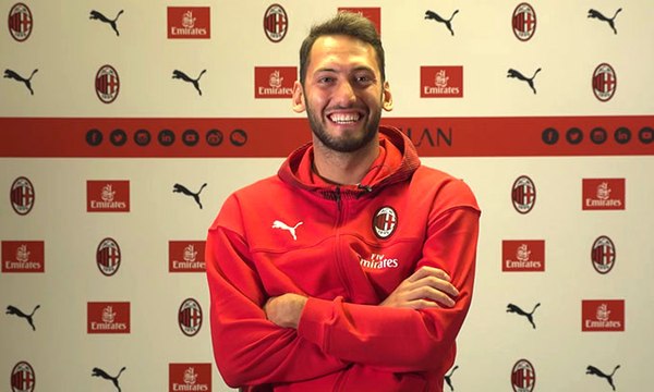 Um papo com: Hakan Calhanoglu