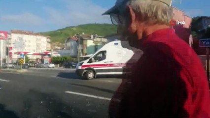 Işık ihlali yapan araçlar kafa kafaya çarpıştı: 3 yaralı