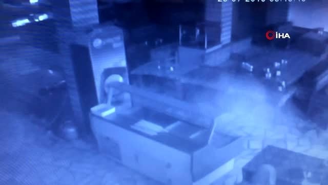 Midyat'ta lokantaya girip hırsızlık yapan zanlı yakalandı