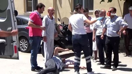 Kaza yapan motosikletliye "yastıklı" müdahale