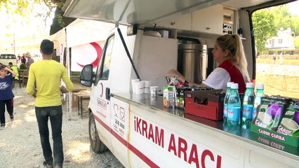 Türk Kızılay yaraları sarmak için yoğun mesai harcıyor - DÜZCE