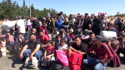 KİLİS ÖNCÜPINAR'DAN BAYRAM İÇİN GİDEN SURİYELİ SAYISI 5 BİNİ AŞTI