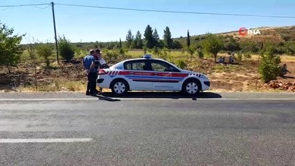 İki otomobil kafa kafaya çarpıştı: 7 yaralı