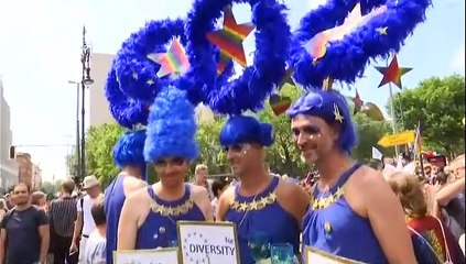 Защитить ЛГБТ: День Кристофер-стрит