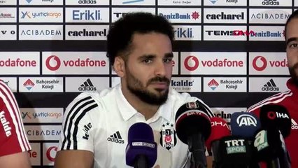 SPOR Beşiktaşlı futbolcu Douglas basın toplantısı düzenledi