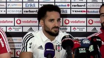 SPOR Beşiktaşlı futbolcu Douglas basın toplantısı düzenledi