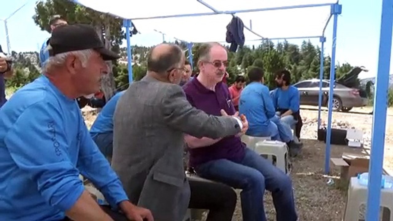 Beyşehir Gölü'nde motorlu balıkçı tekneleri yarıştı - KONYA