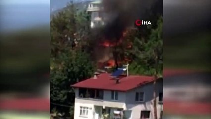 Odunlukta çıkan yangın eve sıçradı