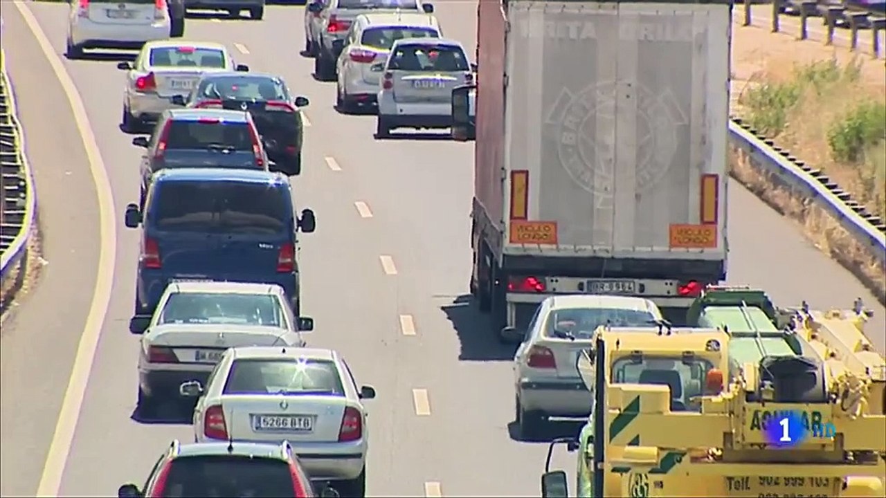 Trabajar como camionero, un reto con dificultad añadida en la operación salida