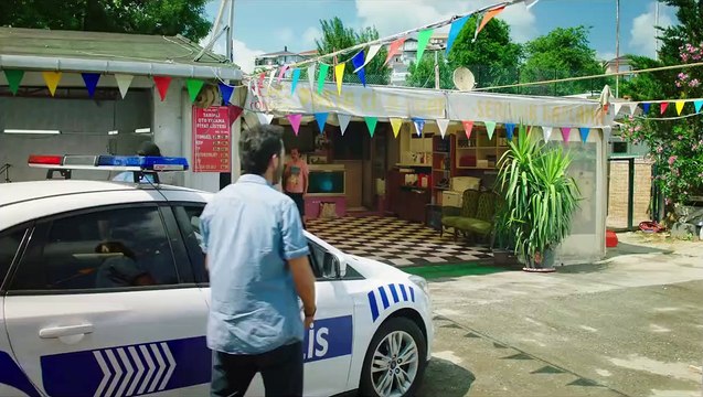 Geniş Aile Komşu Kızı Film