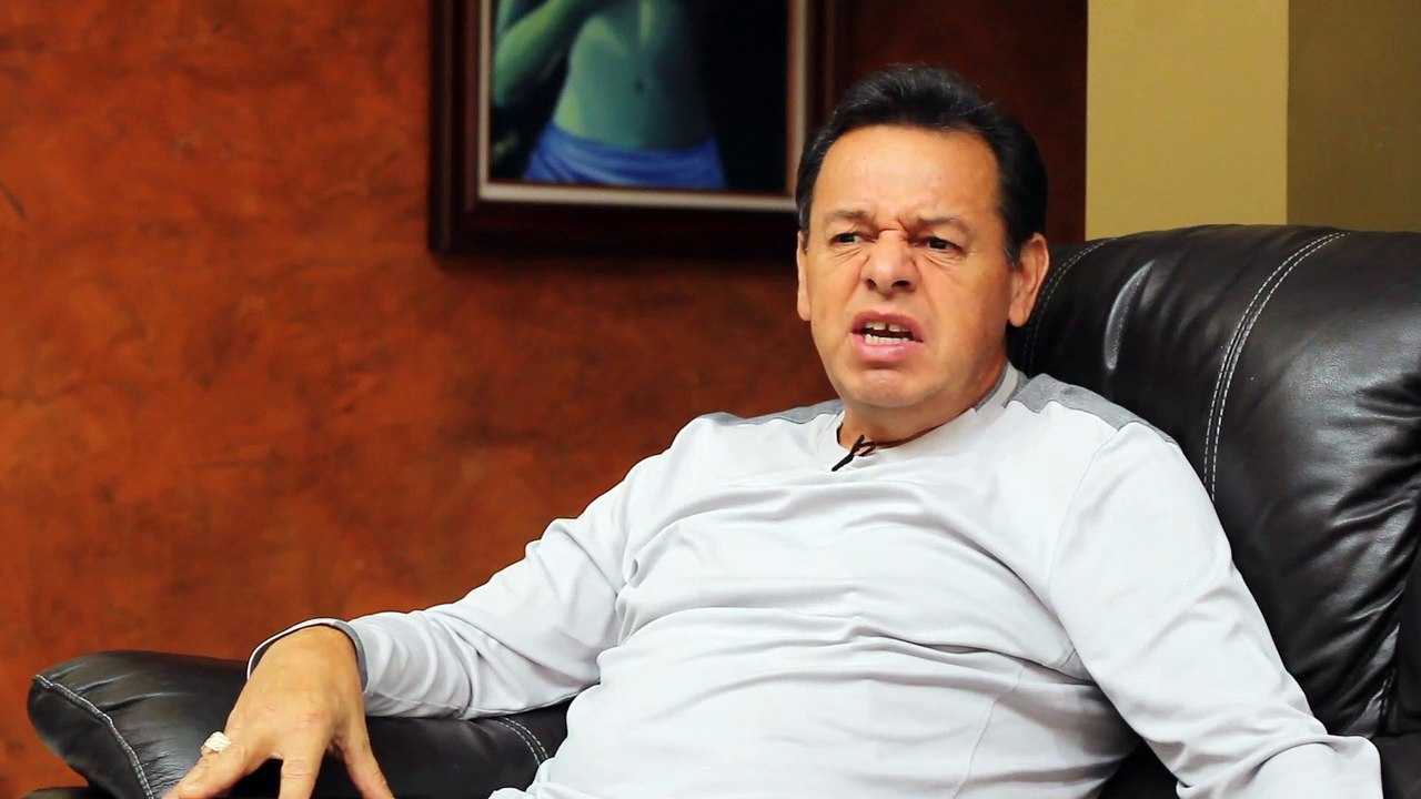 Como entró al humor-Entrevista Rolando Carmona