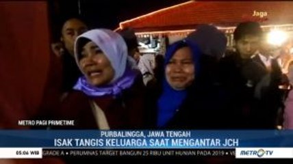 Isak Tangis Keluarga saat Antar Jemaah Calhaj asal Purbalingga