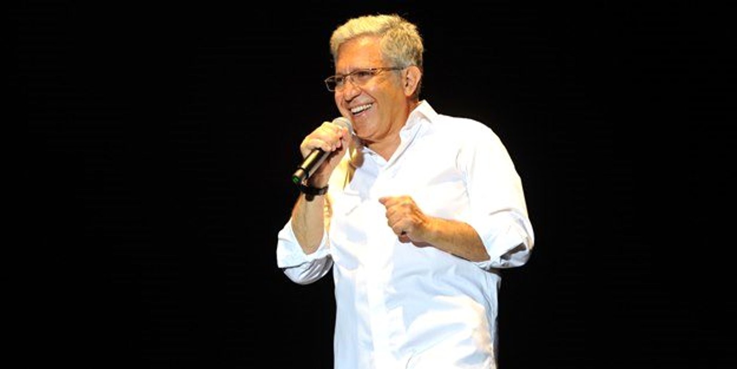 Zülfü Livaneli Güneş Topla Benim İçin şarkısını okuyan çocuğa seslendi: Lütfen DM'den yaz