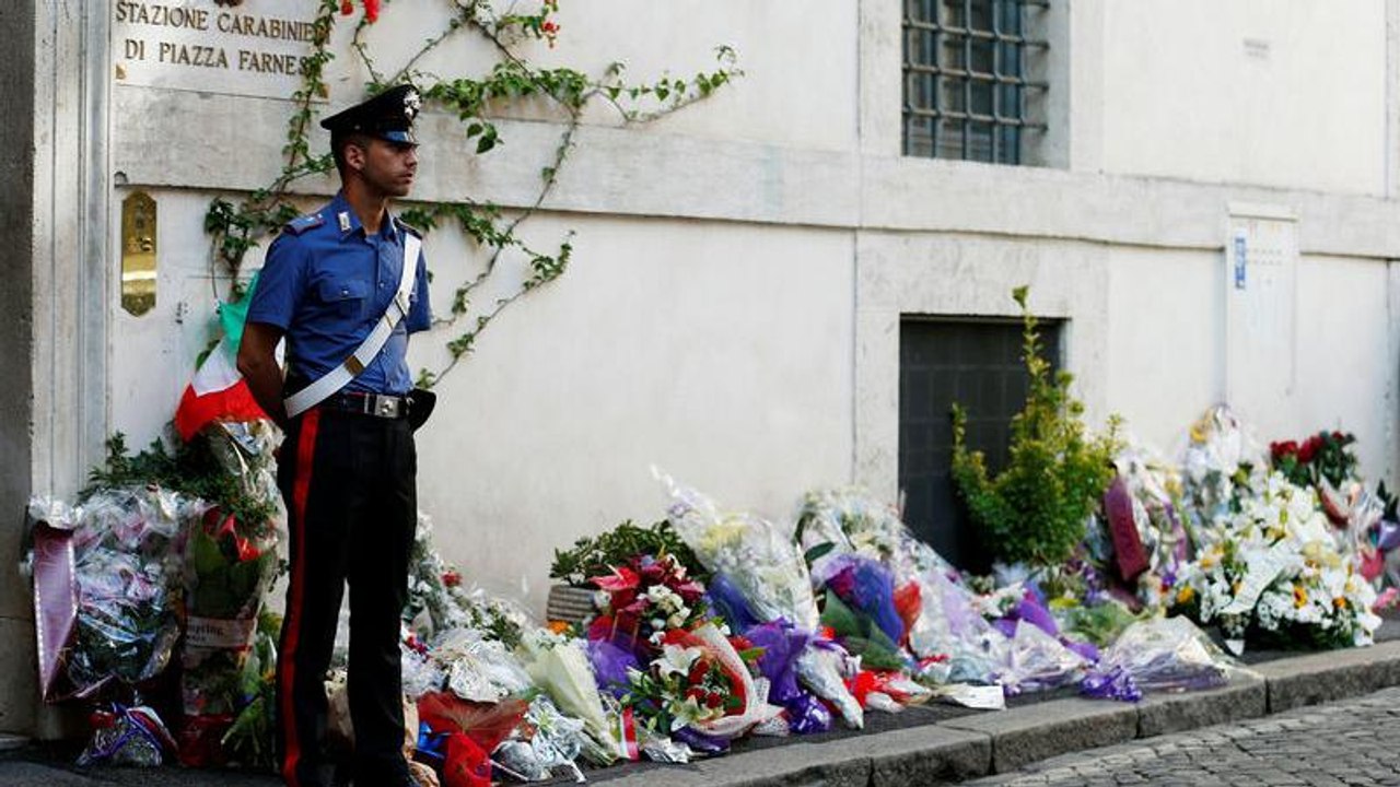 Watch again: Hundreds mourn policeman allegedly...