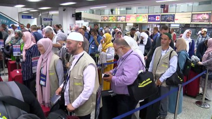 Bosna Hersek'ten ilk hac kafilesi uğurlandı - SARAYBOSNA