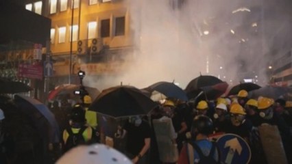 Nueva manifestación prohibida en Hong Kong deja 49 detenidos y 16 heridos (C)