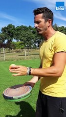 Aurore fait du sport : le tambourin