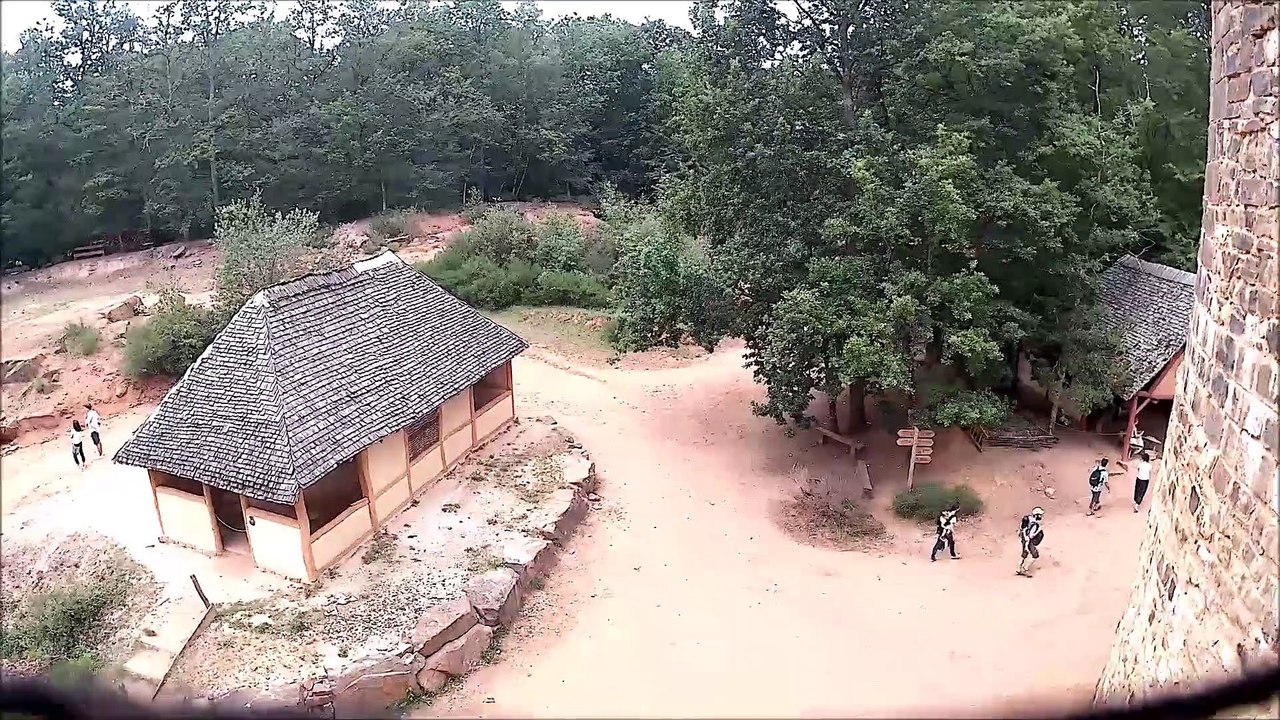 visite du chantier médiéval du château de Guédelon