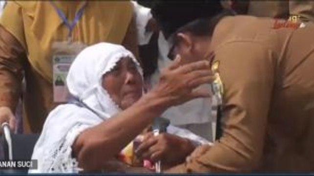 Ratusan Calhaj Asal NTT Masuk Asrama Haji Sukolilo Surabaya