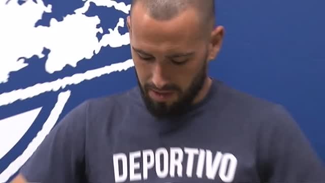 Aleix Vidal, presentado con el Alavés: Para mí no es un paso atrás, es un paso más