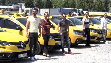 Taksicilerden "Öncelik Yayanın Uygulaması"na destek