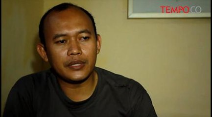 Banjir-Surut-Warga-Cieunteung-Bersihkan-Endapan-Lumpur_1.flv
