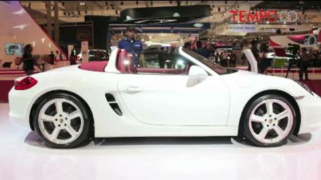 Tempo Video - GIIAS 2015, Porsche Boxster