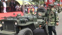 Selain Kendaraan Tempur, Becak dan Ontel Meriahkan HUT TNI ke-70