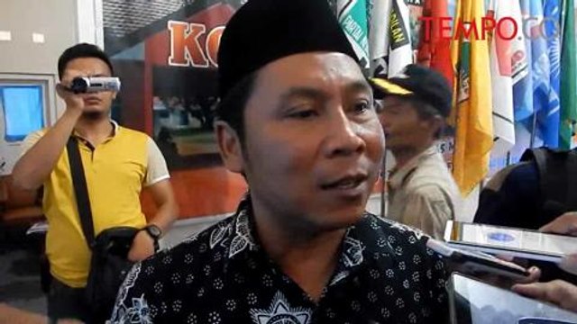 Massa Calon Bupati Mojokerto yang Dicoret Demo KPU