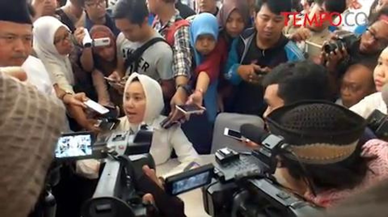 Ribuan Mahasiswa UGM Duduki Gedung Rektorat Protes Pernyataan Rektor