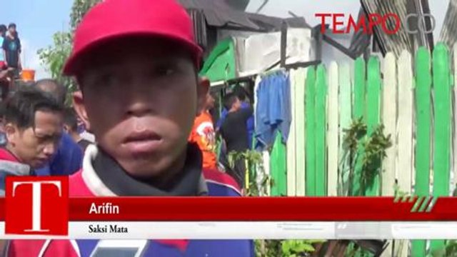 Kebakaran Hebat Melalap 14 Rumah di Permukiman Padat Makassar