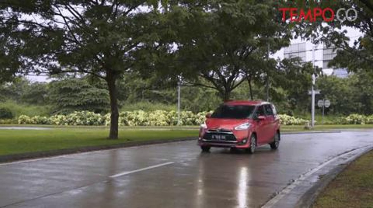 Toyota Sienta, MPV Dengan Desain Elegan