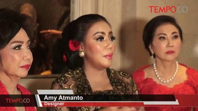 Pesona Kebaya Nusantara Karya Amy Atmanto