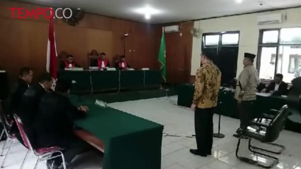 Download Video: Kasus Suap APBD Riau, Bupati Rokan Hulu Divonis Bebas