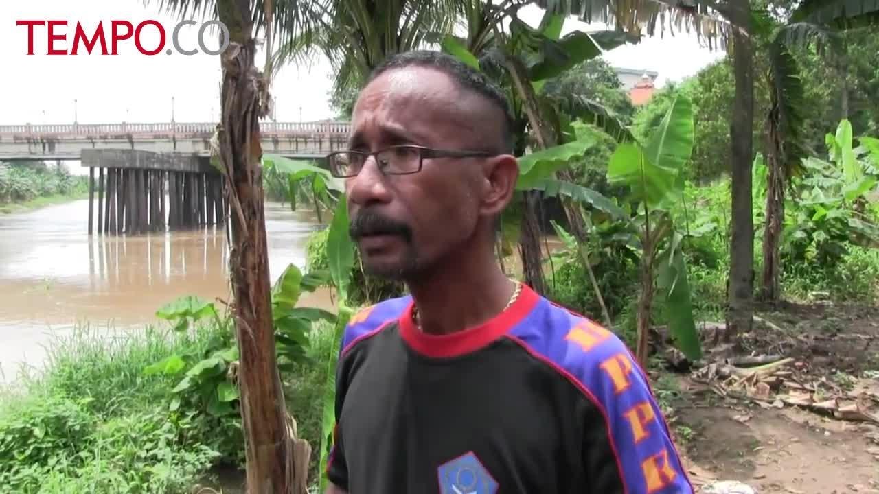 Warga Temukan Mayat Wanita Lansia dengan Luka dan Setengah Bugil di Kali Cisadane