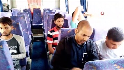 Otomobilden 8 kaçak göçmen çıktı