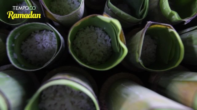 Berkah Ramadan bagi Pedagang Lemang, Raup Untung Jutaan