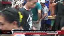Ratusan Warga Berdesakan dan Saling Injak Saat Pengusaha di Makassar Bagikan Zakat