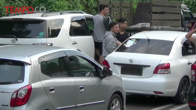 H-2 Lebaran, Antrean Kendaraan ke Merak Mencapai 8 KM