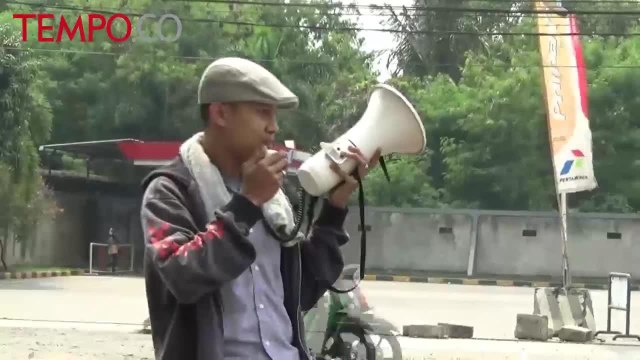 Insiden Bendera Merah-Putih Terbalik, Mahasiswa Bakar Atribut Malaysia