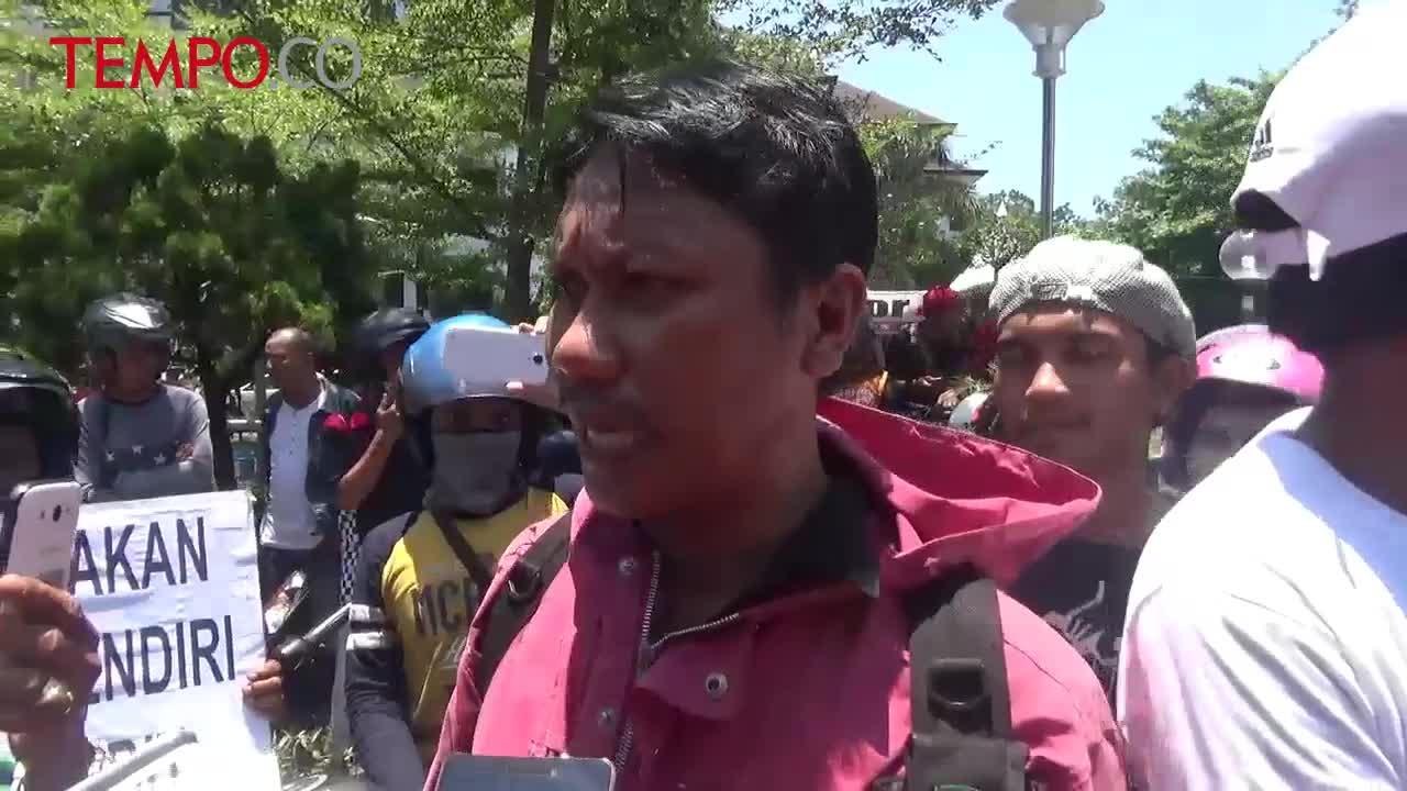 Ratusan Juru Parkir Demo Tolak Program Smart Parking