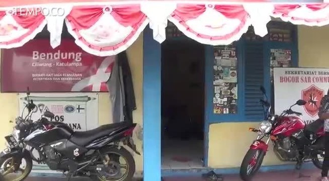 Bendung Katulampa yang dikabarkan jebol, hanya berstatus siaga IV pada Kamis sore