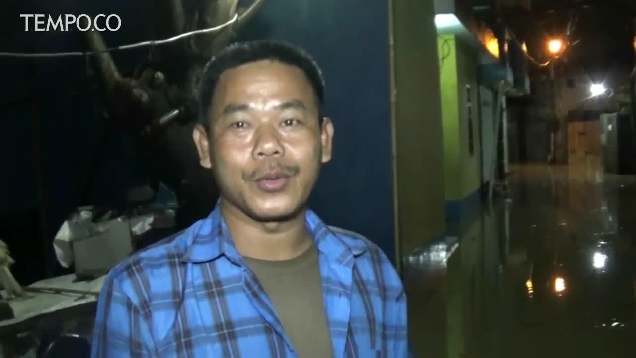 Kali Bekasi Meluap, Permukiman Warga Banjir Satu Meter