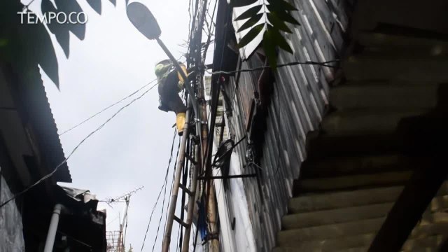 Kebakaran di Jembatan Besi, Warga yang Ujian Butuh Bantuan Dinas Pendidikan