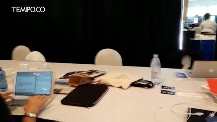 Suasana di Media Center Pertemuan Donald Trump dan Kim Jong Un