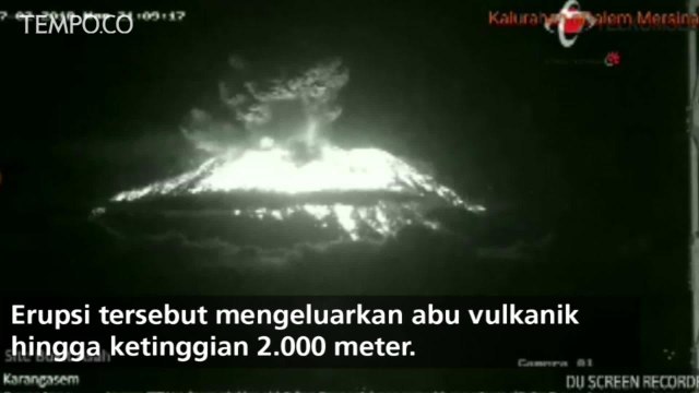 Detik-detik Erupsi Gunung Agung Terekam CCTV