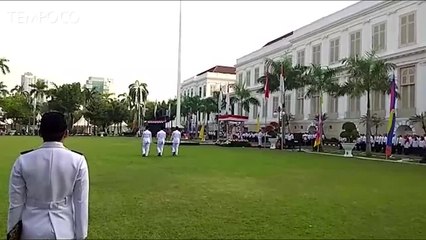 Sri Mulyani Menjadi Inspektur Upacara di Kemenkeu