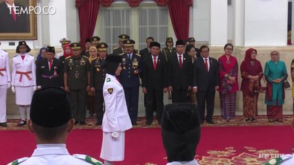 Jokowi Kukuhkan 68 Pelajar SMA Anggota Paskibraka