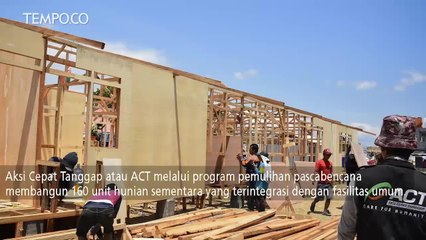 Warga Lombok Mulai Membangun Hunian Sementara