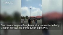 Viral Video: Penumpang Pesawat Menolak Terbang Gara-gara Durian